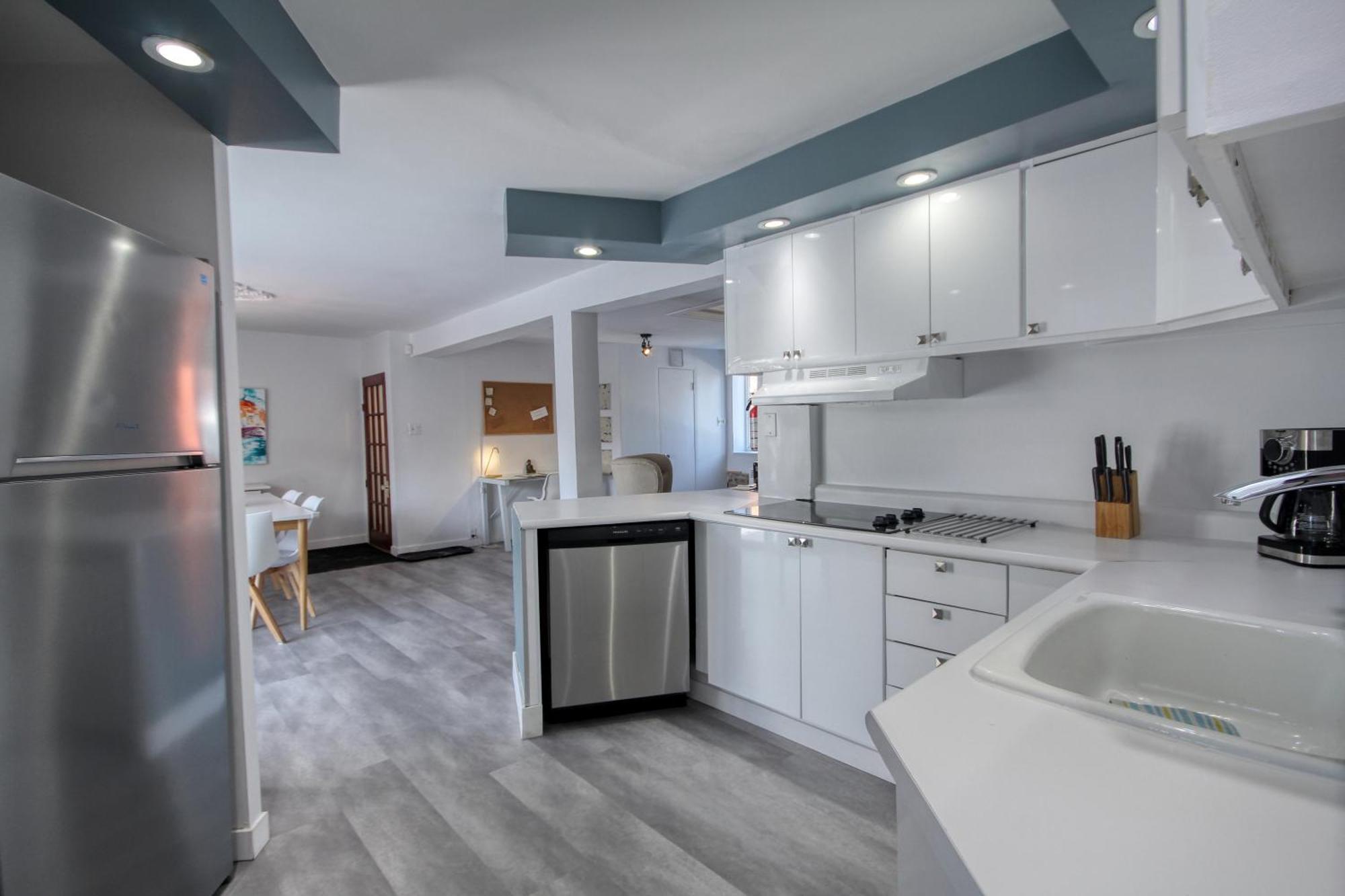 Quebec Grand Appartement By Hebergements Dcl Luaran gambar