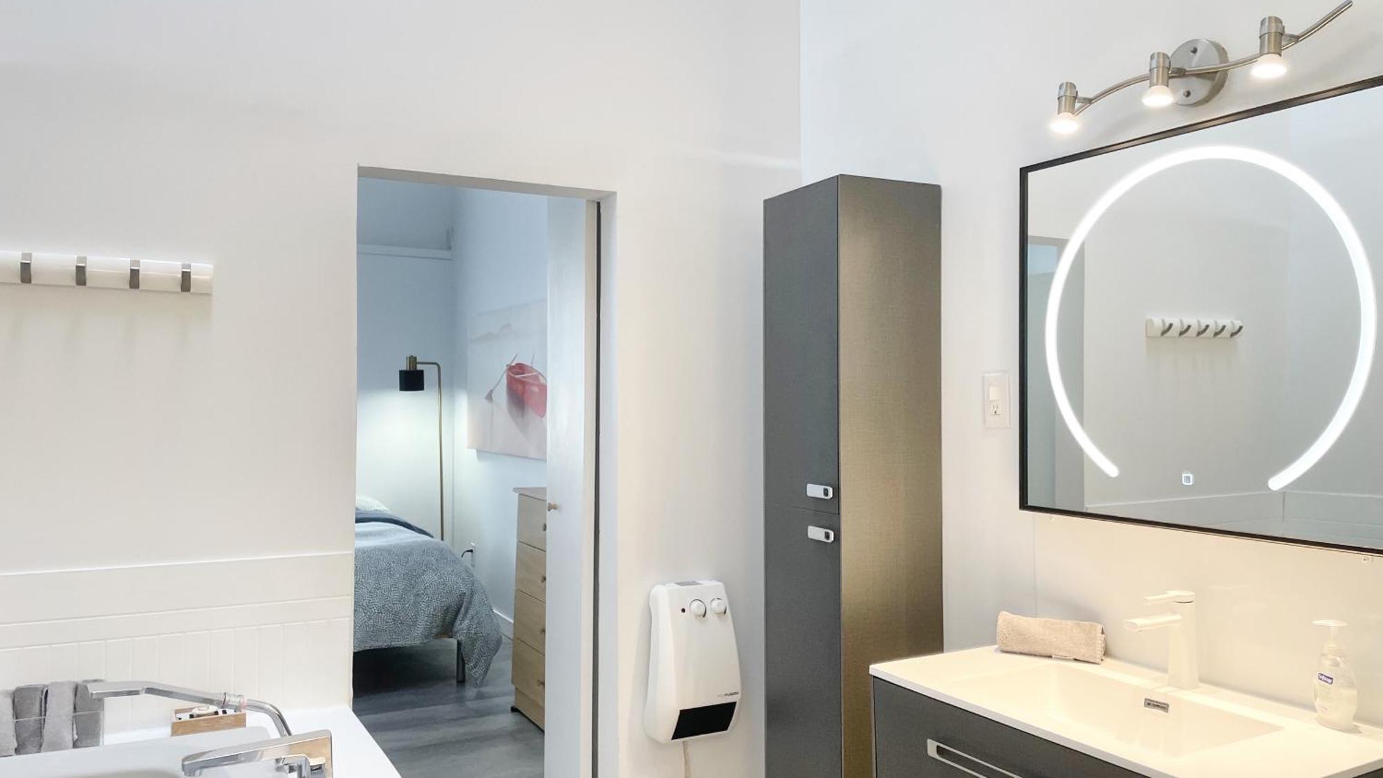 Quebec Grand Appartement By Hebergements Dcl Luaran gambar