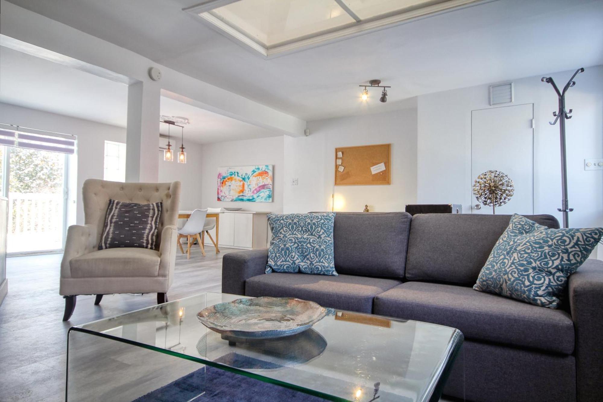 Quebec Grand Appartement By Hebergements Dcl Luaran gambar