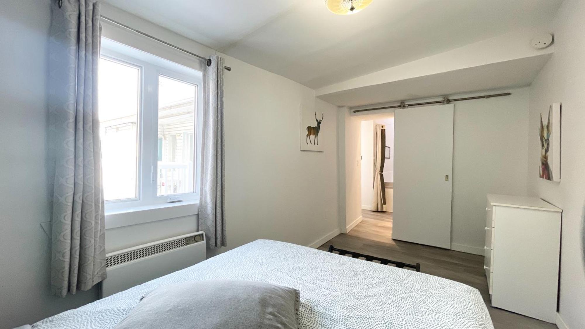Quebec Grand Appartement By Hebergements Dcl Luaran gambar